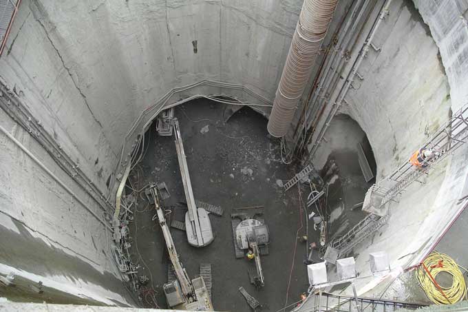 Shaft leading down to Beacon Hill Station excavation